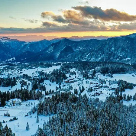 From Sunrise To Sunset At Oak Smolyan Lakes Lägenhet Pamporovo