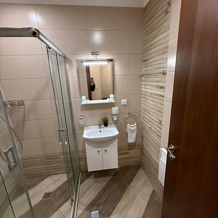 Apartment From Sunrise To Sunset At Oak Smolyan Lakes *